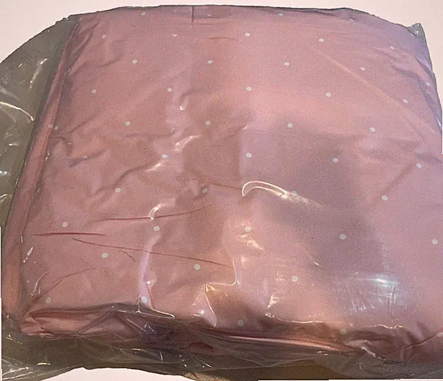 Linenspa® All-Season Reversible Down Alternative QUEEN Comforter - Pink Dot Pink