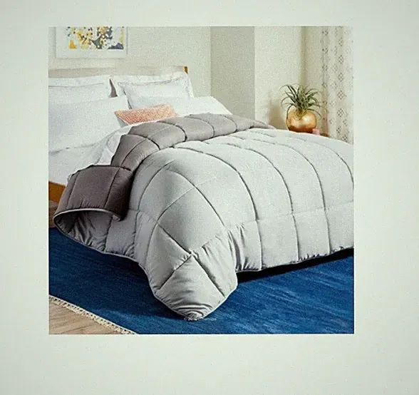 LINENSPA Hypoallergenic Down Alternative Microfiber Comforter Queen $129 FLB-56
