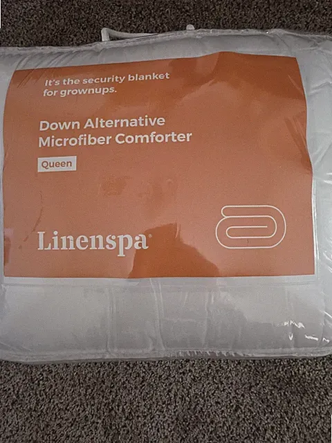 Linenspa Queen White Down Alternative Microfiber Comforter Solid Polyester